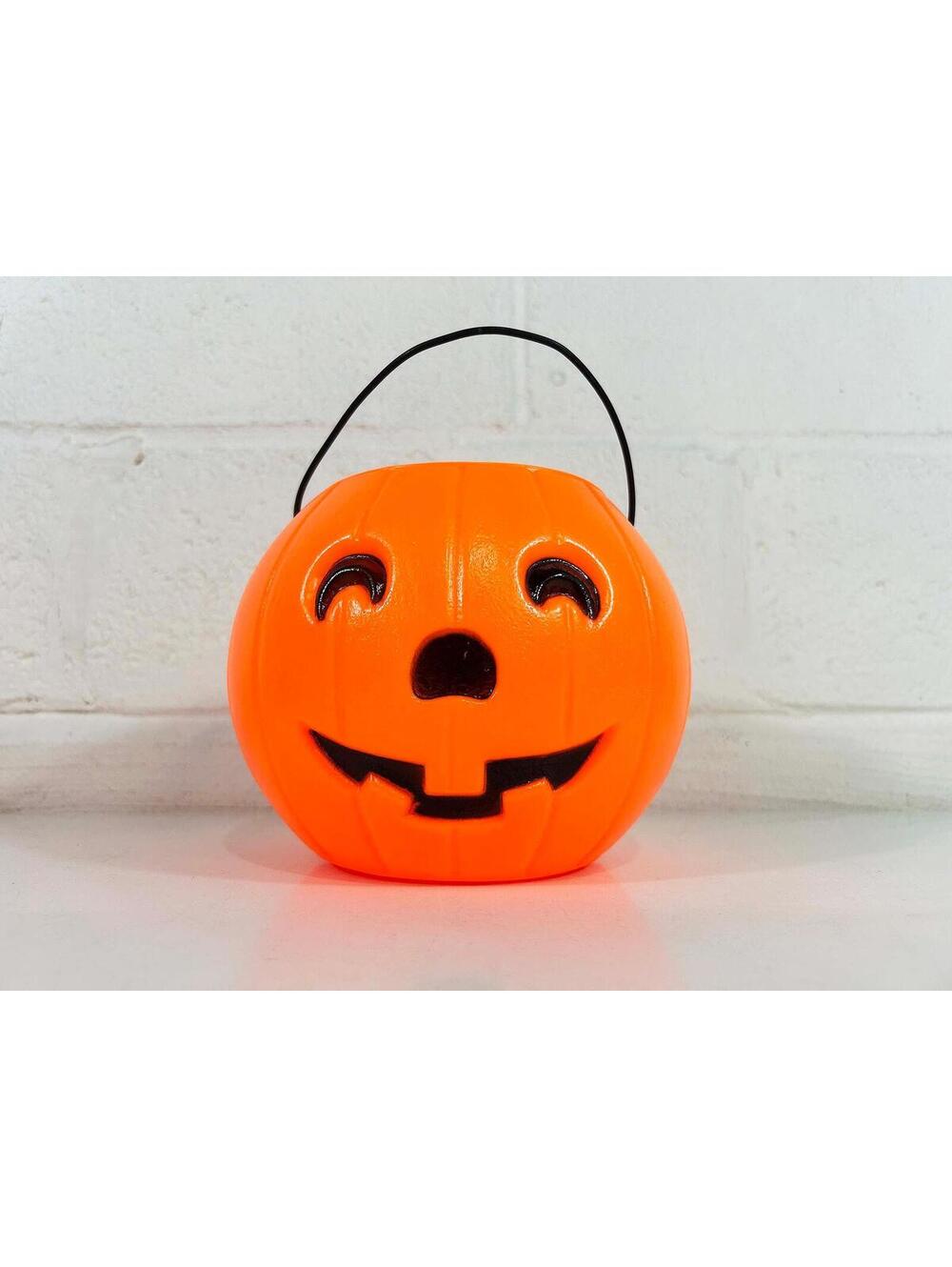 1985 Plastic Pumpkin Bucket Halloween Candy Pail